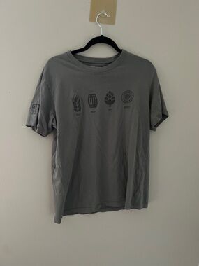 Original 16 Great Western Brewing Gray Graphic Beer T Shirt Large